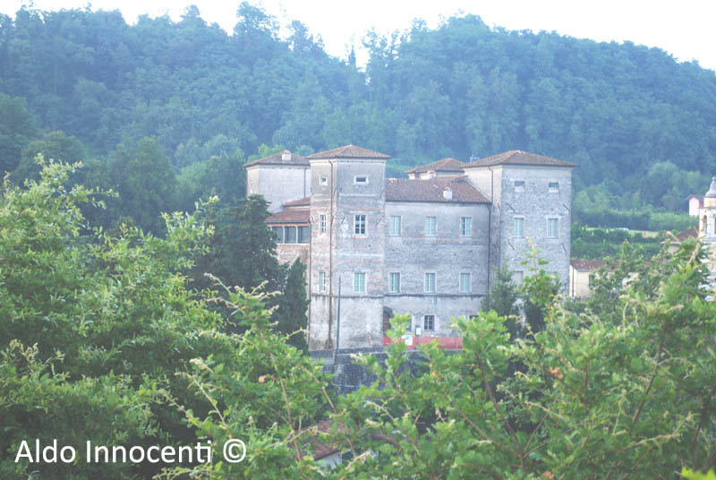 CASTELLO DI PONTEBOSIO: 8' IMMAGINE